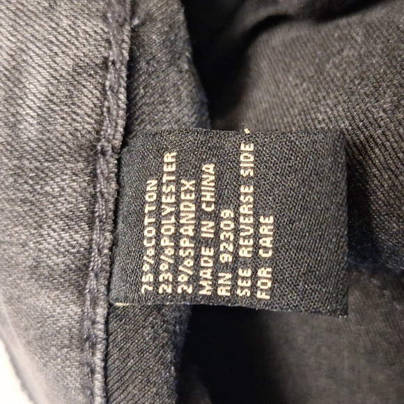 DG2 DIANE GILMAN EMBROIDERED JEANS NEW!!! - Picture 8 of 11